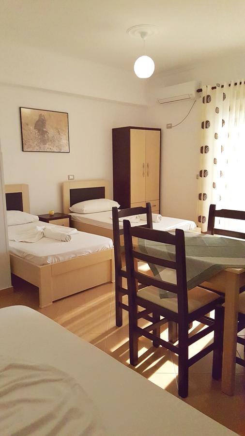 Family Hotel Haruni Ksamil Exterior photo