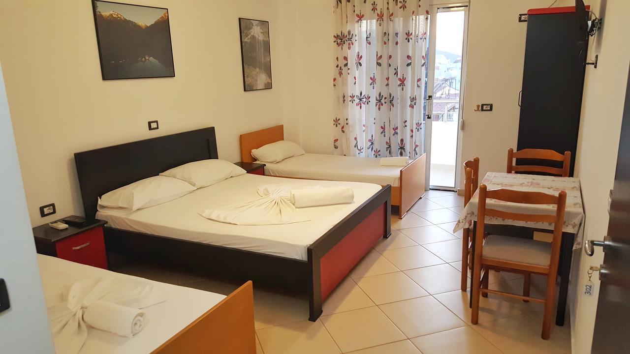 Family Hotel Haruni Ksamil Exterior photo
