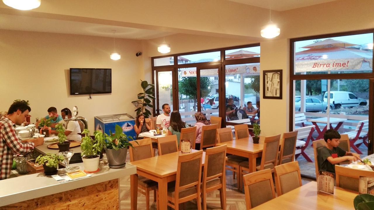 Family Hotel Haruni Ksamil Exterior photo